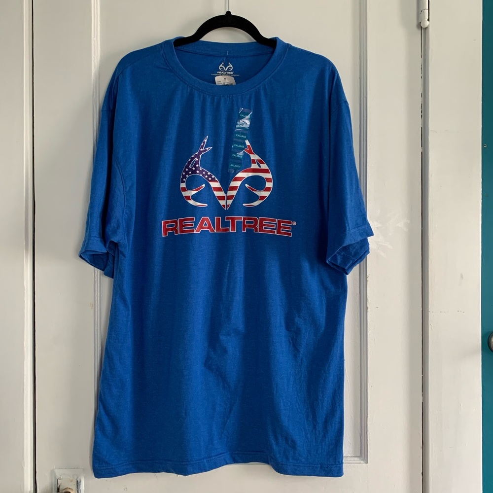 Royal blue Realtree graphic tee
